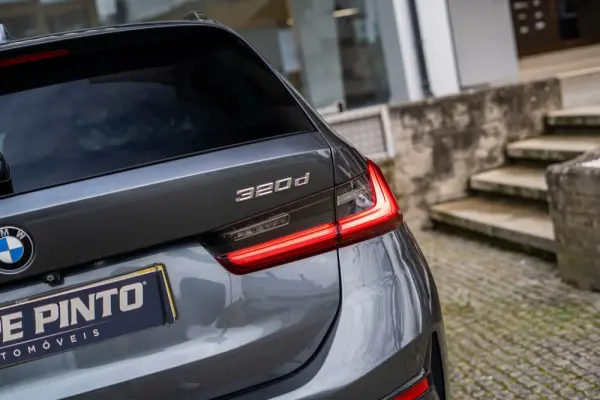 BMW 320 d Line Sport Shadow Auto 80