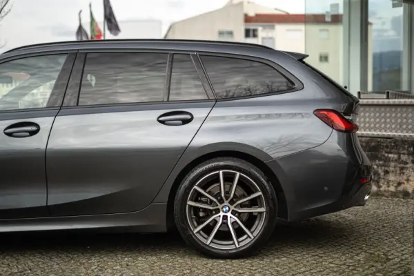 BMW 320 d Line Sport Shadow Auto 87