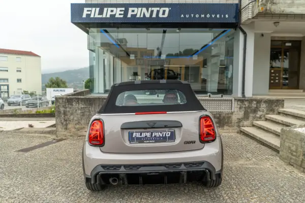 MINI Cabrio Cooper Premium Extra JCW Auto 8