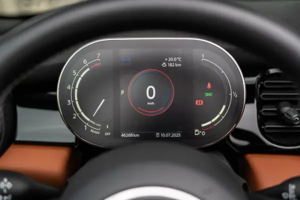 MINI Cabrio Cooper Premium Extra JCW Auto 16