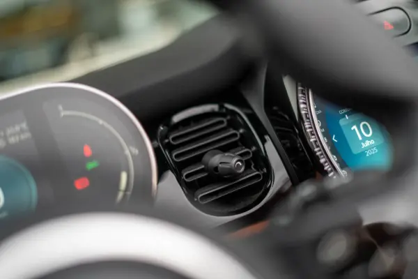 MINI Cabrio Cooper Premium Extra JCW Auto 53
