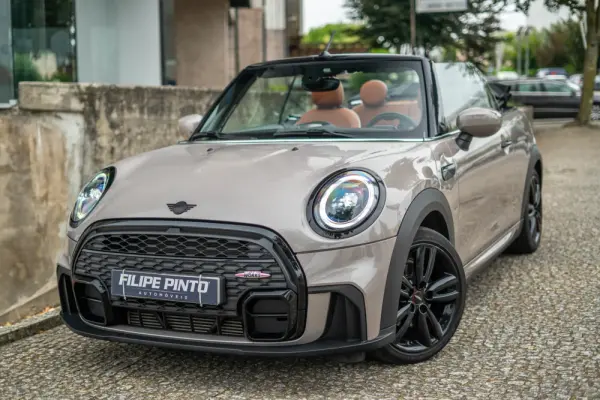 MINI Cabrio Cooper Premium Extra JCW Auto 75