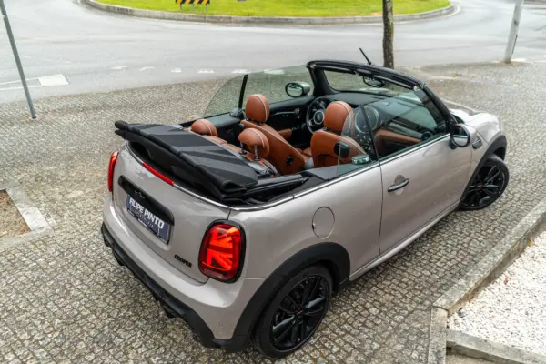 MINI Cabrio Cooper Premium Extra JCW Auto 78