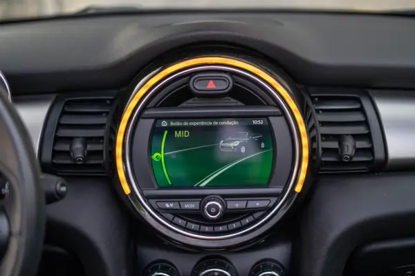 MINI Cabrio Cooper Premium Extra JCW Auto 23