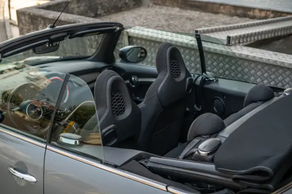 MINI Cabrio Cooper Premium Extra JCW Auto 45