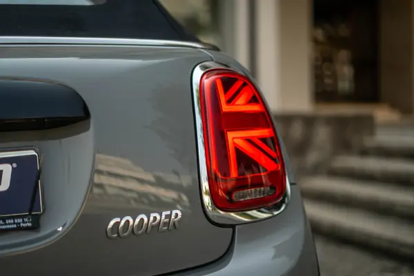 MINI Cabrio Cooper Premium Extra JCW Auto 60
