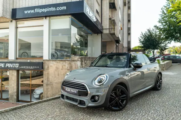 MINI Cabrio Cooper Premium Extra JCW Auto 65