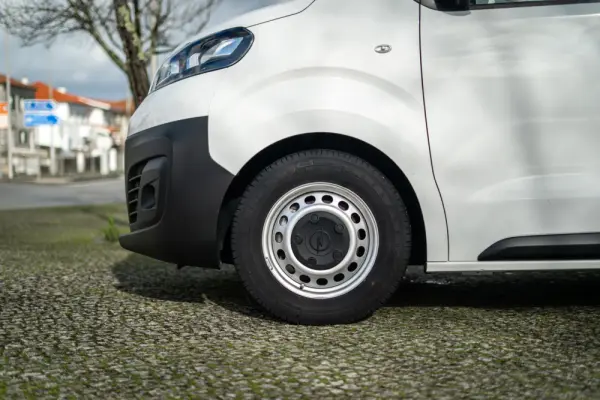 Opel Vivaro 1.5 CDTi L3H1 Essentia 36