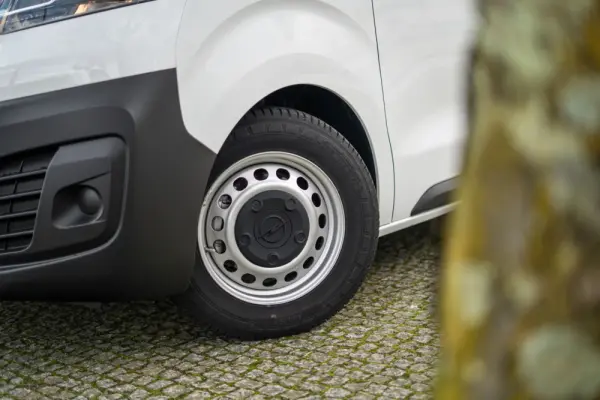 Opel Vivaro 1.5 CDTi L3H1 Essentia 41