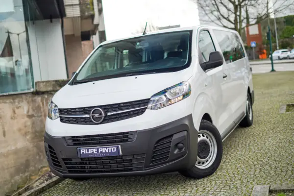 Opel Vivaro 1.5 CDTi L3H1 Essentia 43