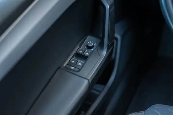 SEAT Leon ST 1.5 TSI e-Hybrid FR DSG 21