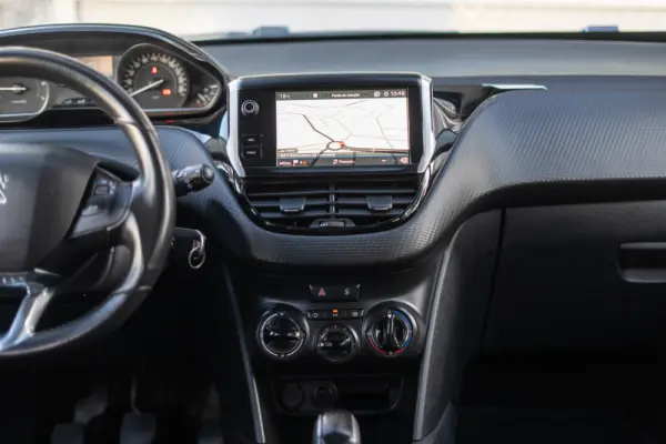 Peugeot 208 1.2 PureTech Style 13