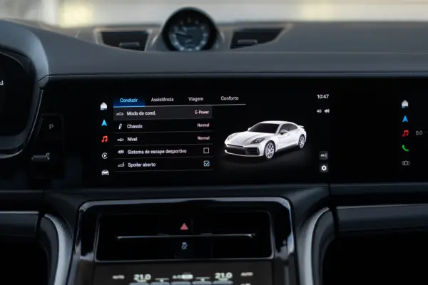Porsche Panamera 4S E-Hybrid 37