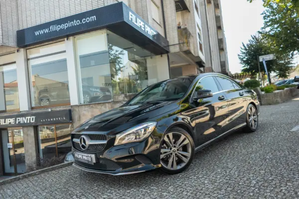 Mercedes-Benz CLA 180 d Urban 68