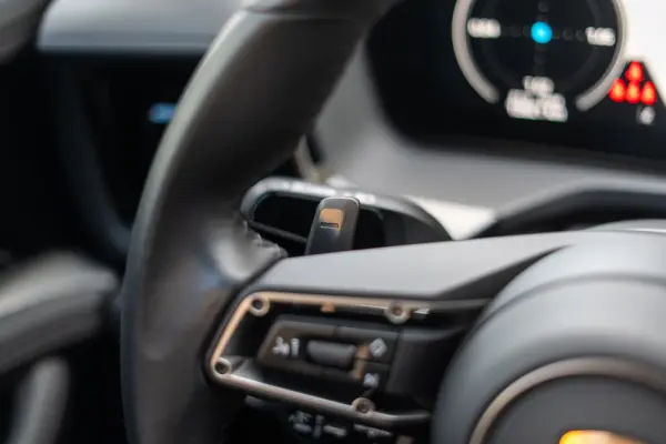 Porsche Panamera 4S E-Hybrid 11