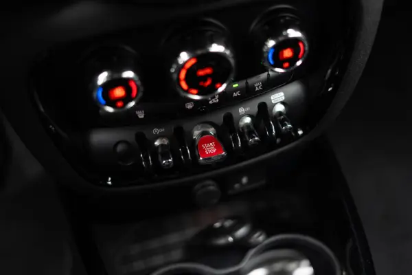 MINI Clubman Cooper D Sport Edition Auto 39