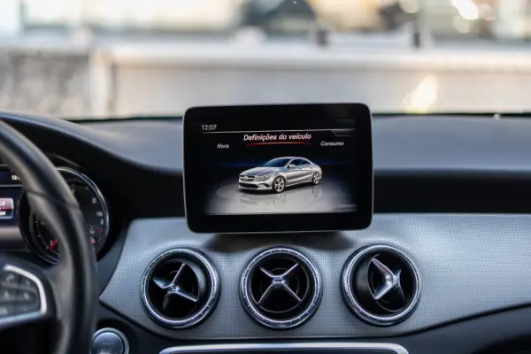 Mercedes-Benz CLA 180 d Urban 24