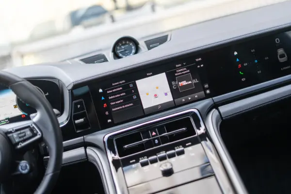 Porsche Panamera 4S E-Hybrid 23