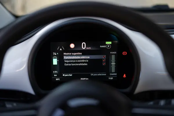 Fiat 500e 3 + 1 42 kWh 23