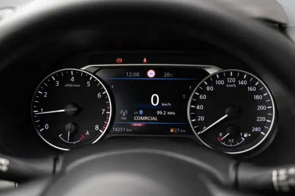 Nissan Juke 1.0 DIG-T Kiiro 19