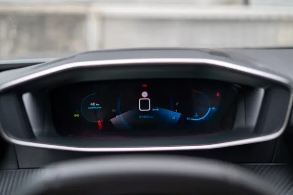 Peugeot 2008 1.2 PureTech Allure Pack 11