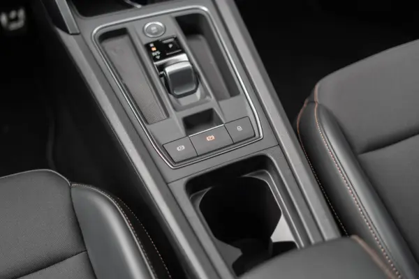 Cupra Formentor 1.4 e-Hybrid DSG VZ 100