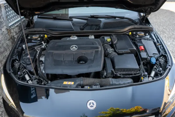 Mercedes-Benz CLA 180 d Urban 70