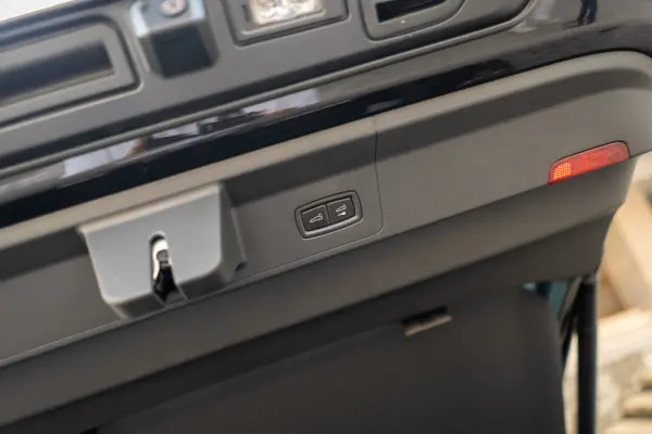 Porsche Panamera 4S E-Hybrid 84