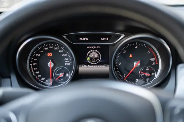 Mercedes-Benz CLA 180 d Urban 14
