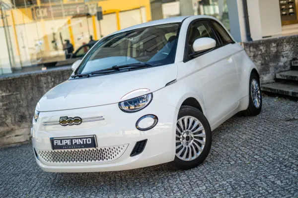 Fiat 500e 3 + 1 42 kWh 67