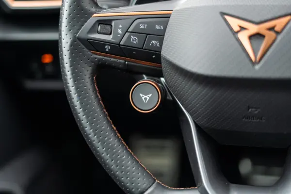 Cupra Formentor 1.4 e-Hybrid DSG VZ 13