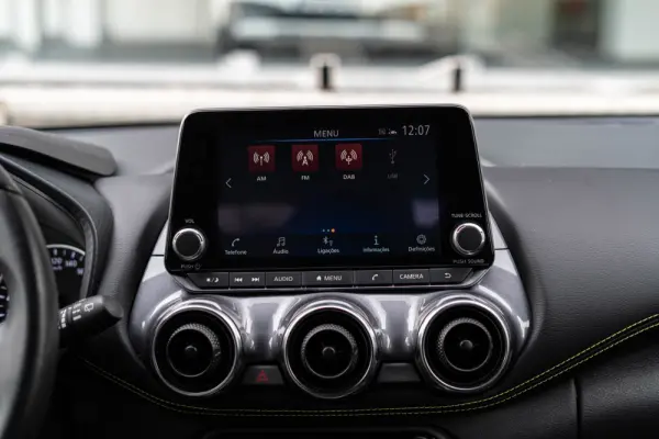 Nissan Juke 1.0 DIG-T Kiiro 23