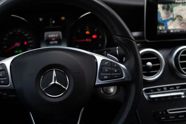 Mercedes-Benz C 250 d AMG Line Aut. 10