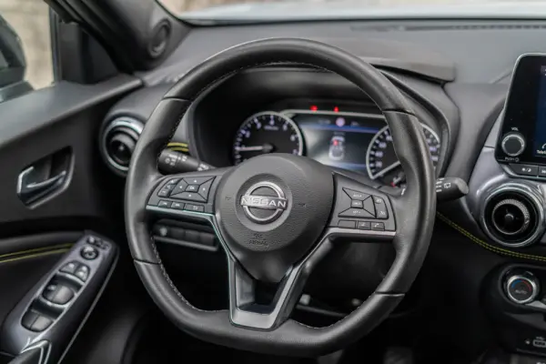 Nissan Juke 1.0 DIG-T Kiiro 8