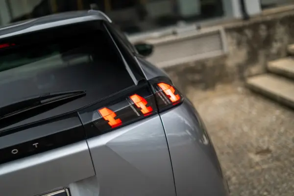 Peugeot 2008 1.2 PureTech Allure Pack 63