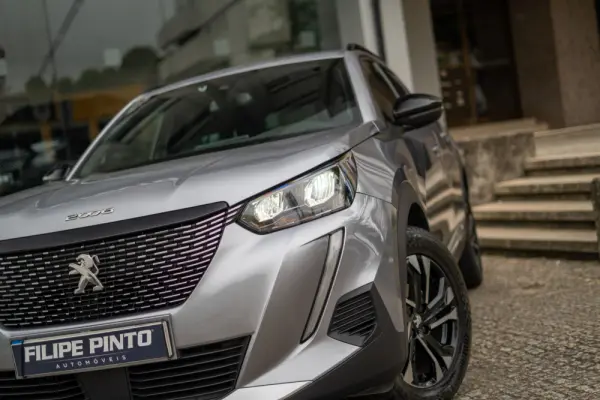 Peugeot 2008 1.2 PureTech Allure Pack 54