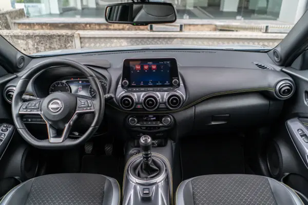 Nissan Juke 1.0 DIG-T Kiiro 6