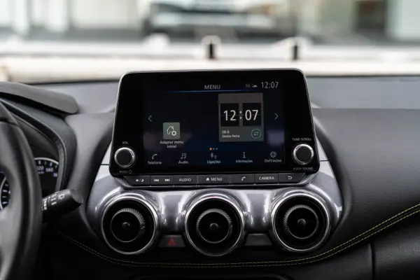Nissan Juke 1.0 DIG-T Kiiro 22