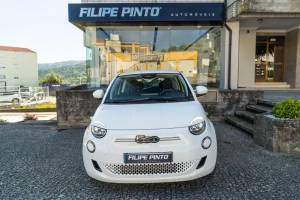 Fiat 500e 3 + 1 42 kWh 2