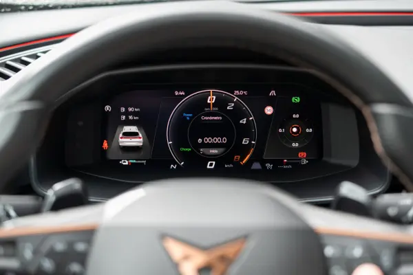Cupra Formentor 1.4 e-Hybrid DSG VZ 110