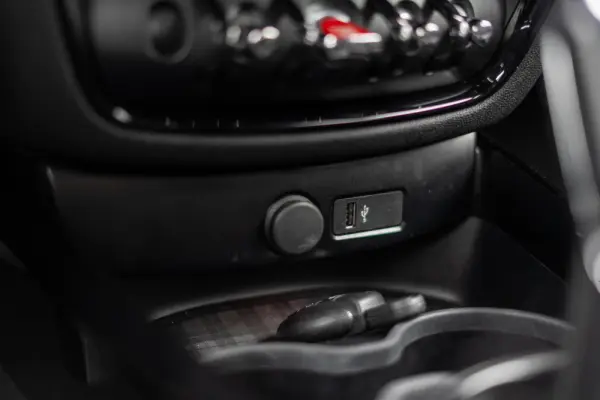 MINI Clubman Cooper D Sport Edition Auto 48