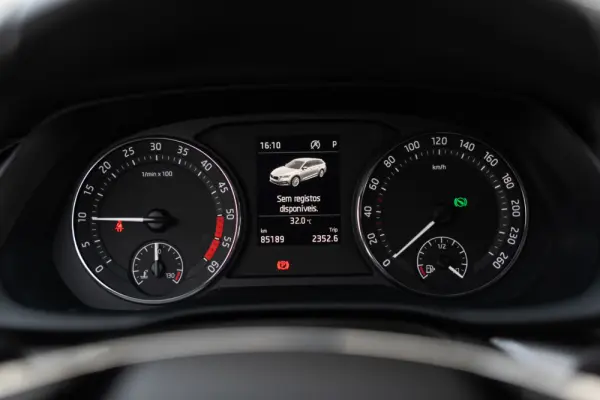 Skoda Octavia Break 2.0 TDI Ambition DSG 87