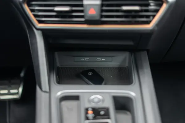 Cupra Formentor 1.4 e-Hybrid DSG VZ 39