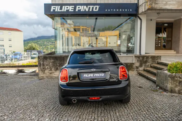 MINI 5 Portas Cooper D Auto 5