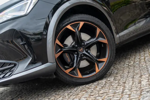 Cupra Formentor 1.4 e-Hybrid DSG VZ 51
