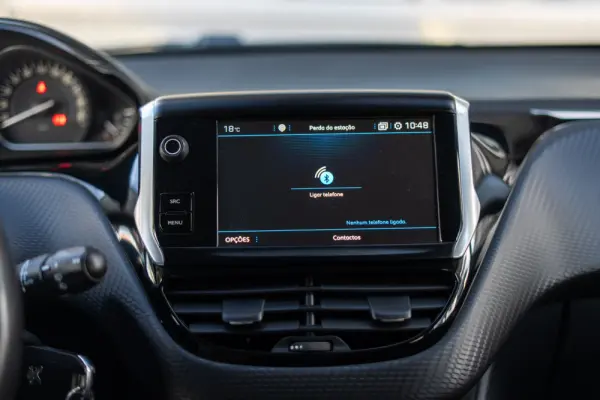 Peugeot 208 1.2 PureTech Style 18
