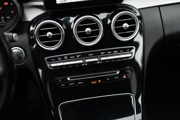 Mercedes-Benz C 220 d 4Matic Station 7G-TRONIC AMG Line 48