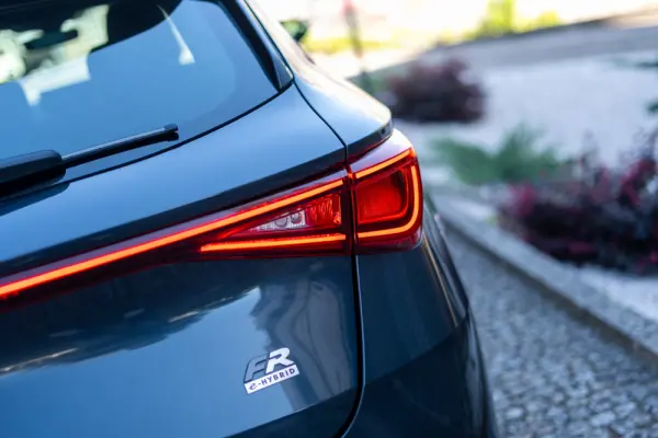 SEAT Leon ST 1.5 TSI e-Hybrid FR DSG 82