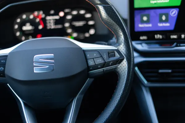SEAT Leon ST 1.5 TSI e-Hybrid FR DSG 10