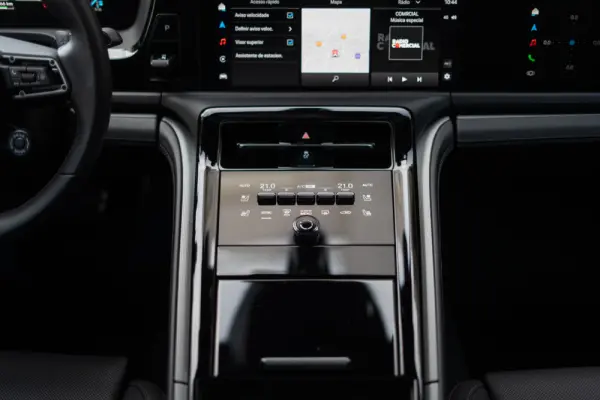 Porsche Panamera 4S E-Hybrid 26